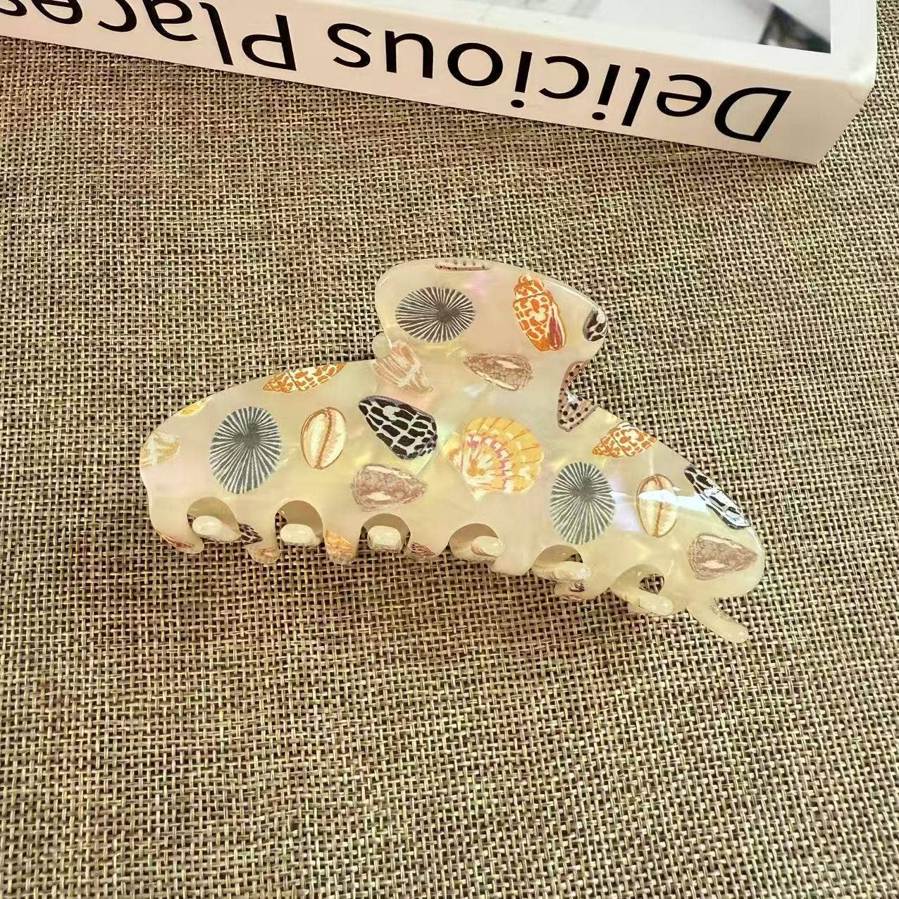 Seashell Hair Claw