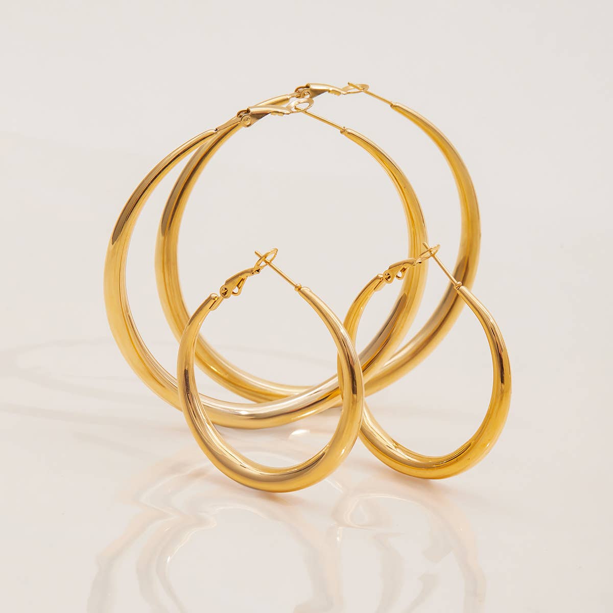 Brinn Hoop Earring | Waterproof Jewelry