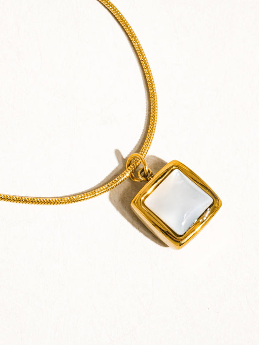 Berrie Square Shell Necklace | Waterproof Jewelry