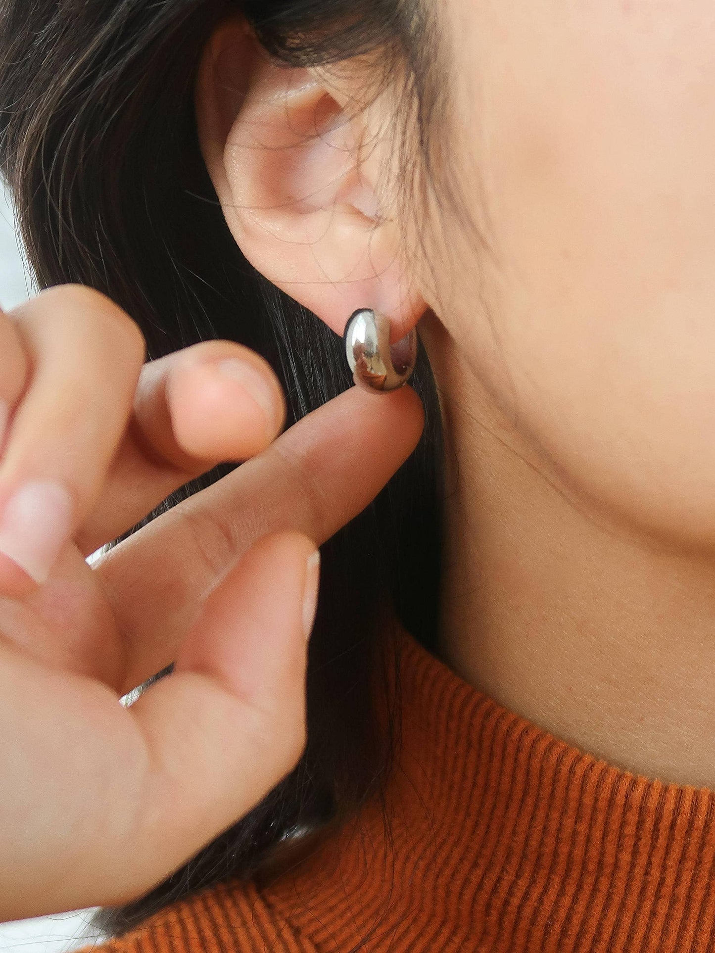 Birdie Small Classic Hoop Earring | Waterproof Jewelry