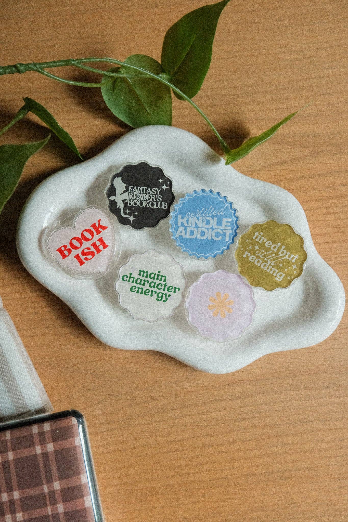 Bookish Kindle Grips