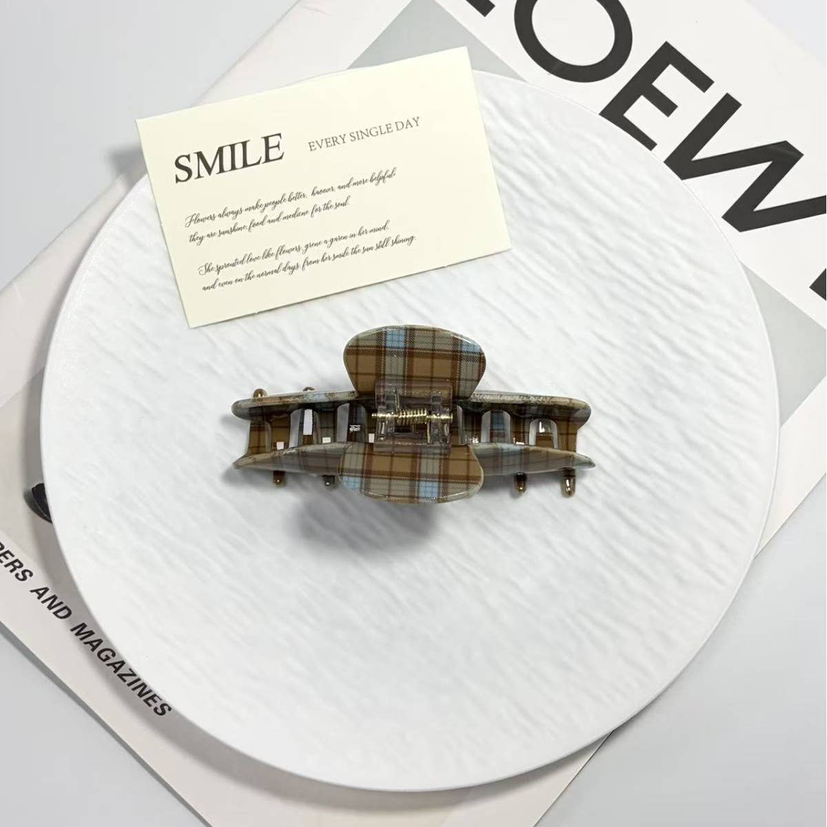 Presley Tartan Claw Clip