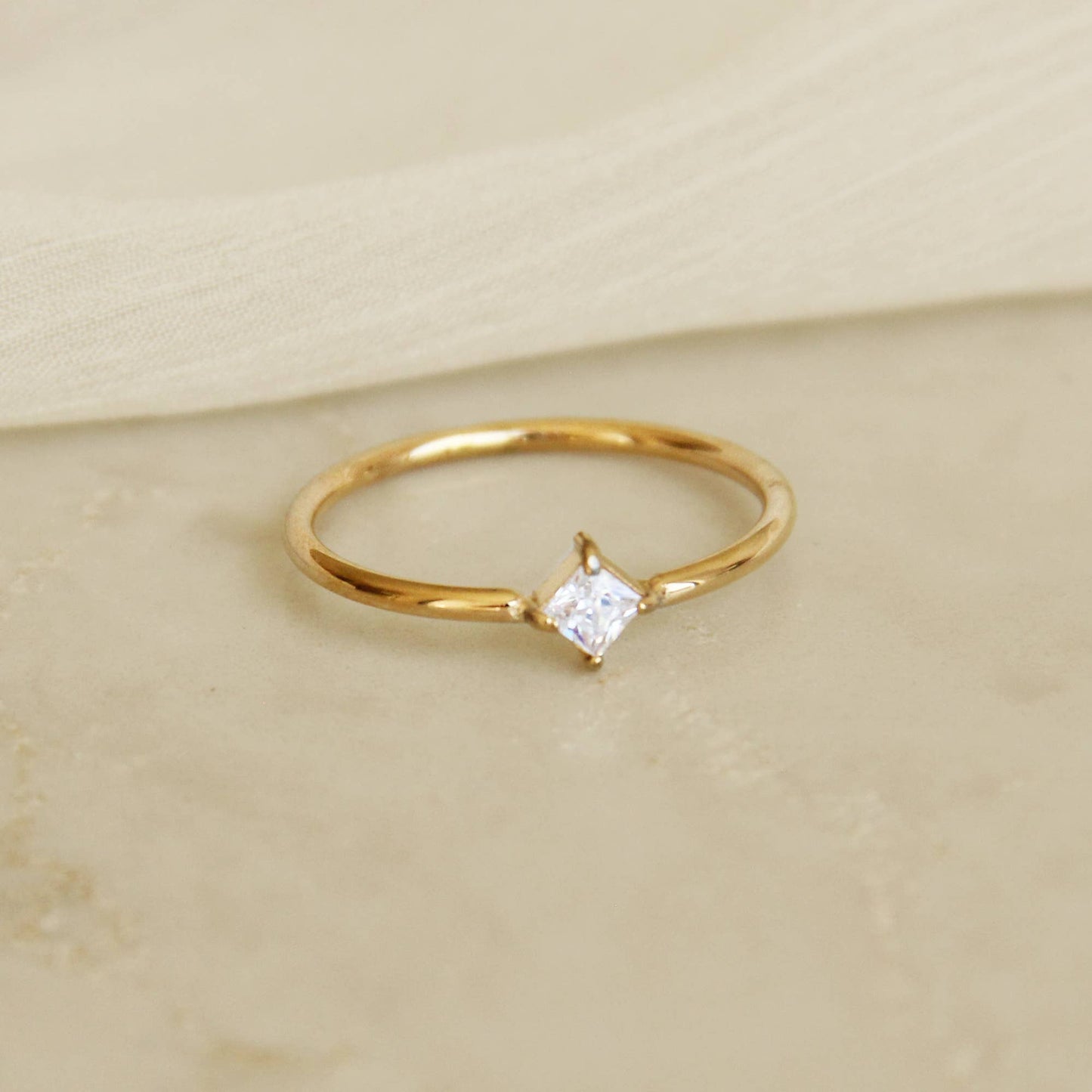 Brinn Dainty Ring | Waterproof Jewelry