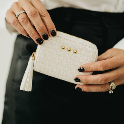 Wynona Woven Wallet | PRETTY SIMPLE