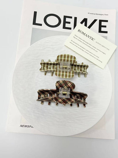 Vintage Plaid Pattern Claw Clip