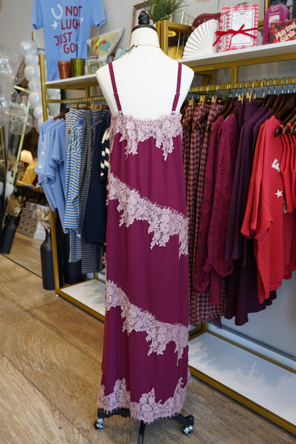 Emmy Lace Maxi Dress