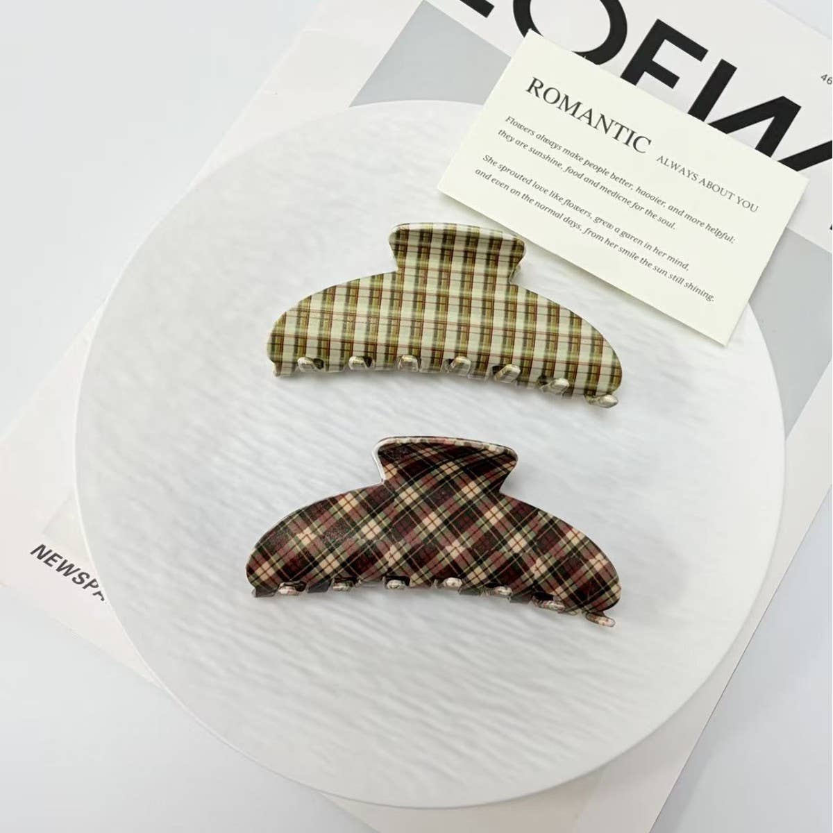 Vintage Plaid Pattern Claw Clip