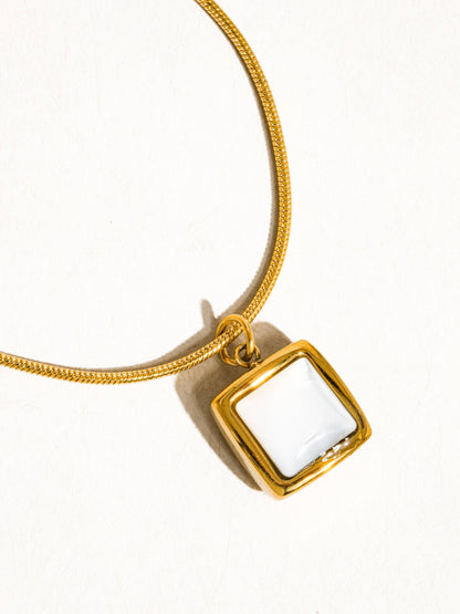 Berrie Square Shell Necklace | Waterproof Jewelry
