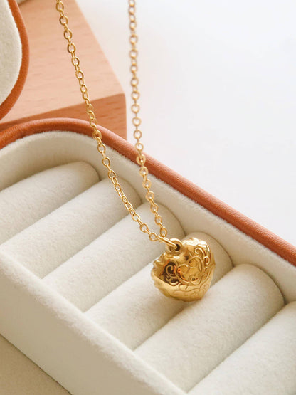 Josie Vintage Heart Necklace | Waterproof Jewelry