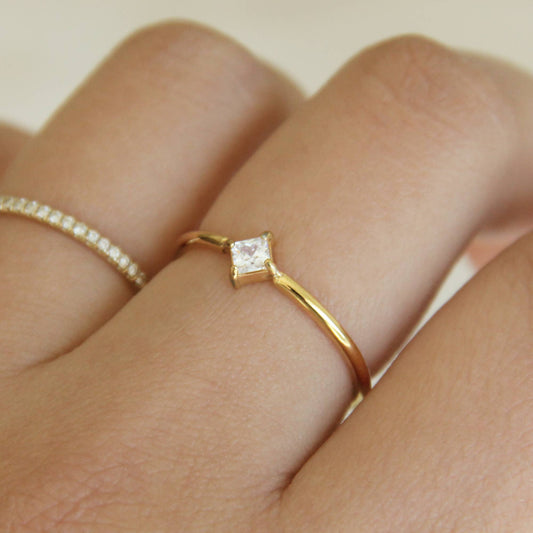 Brinn Dainty Ring | Waterproof Jewelry