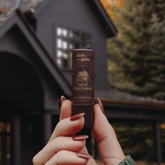 Spiced Peach Crumble | Poppy & Pout