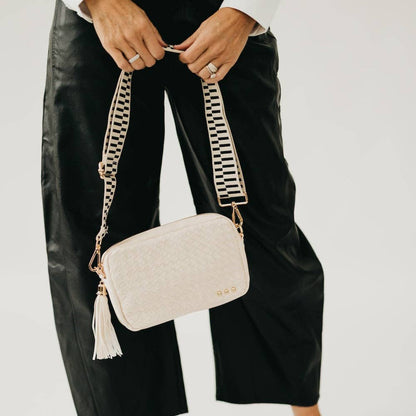 Woven Willow Crossbody | PRETTY SIMPLE