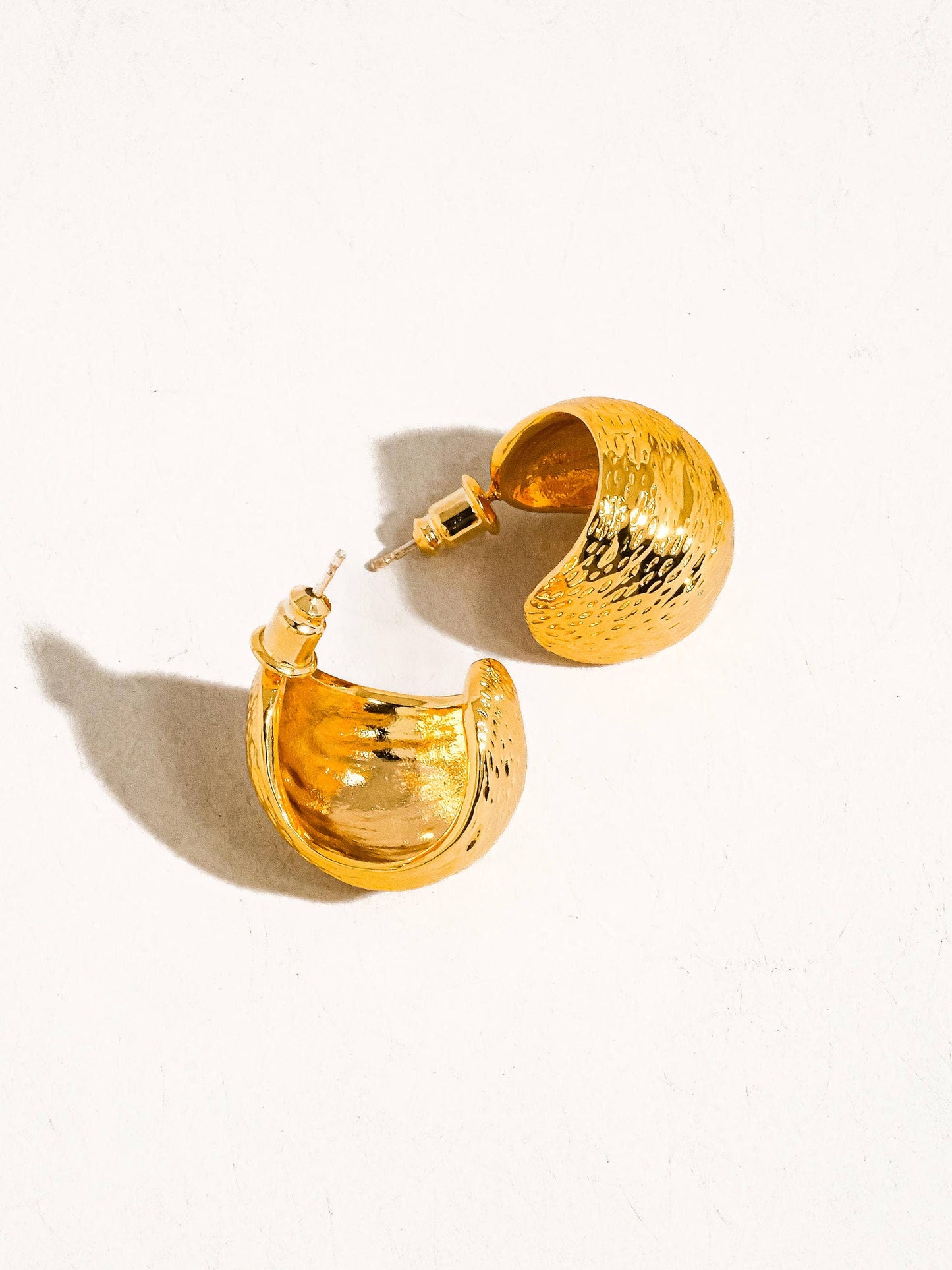 Zelle Textured Huggie Earring | Waterproof Jewelry