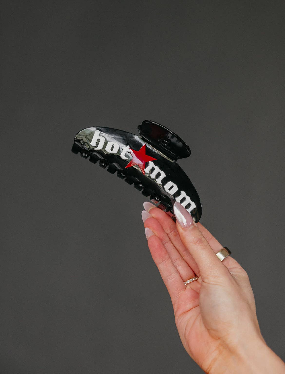 Mom Oversized Claws | KAXI