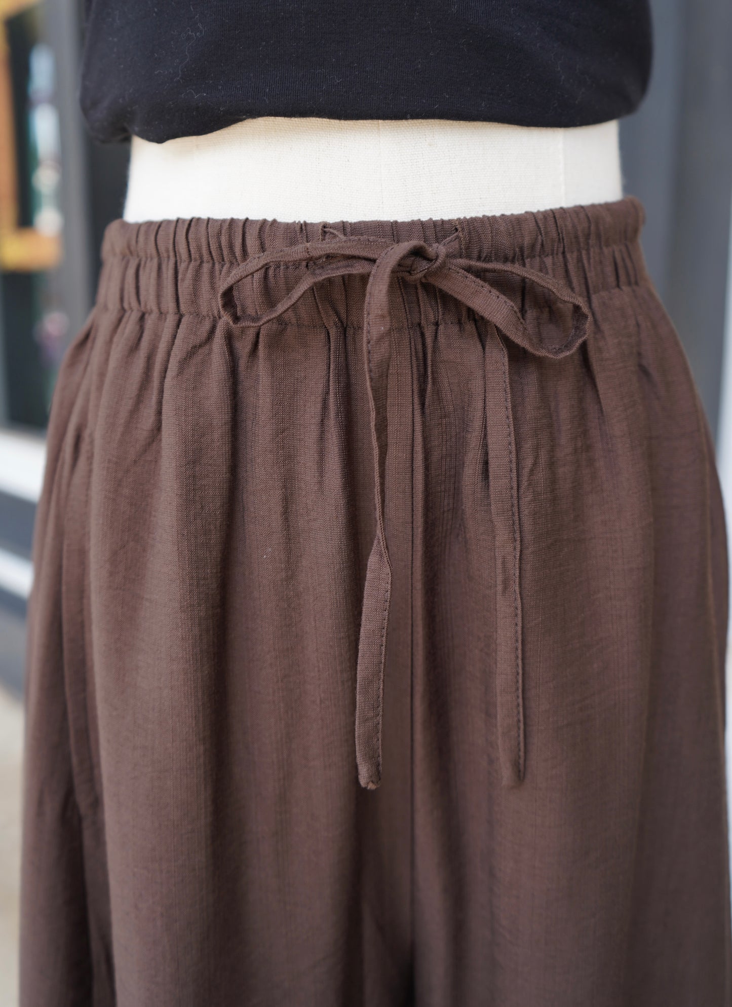 Latte Lace Barrel Pants