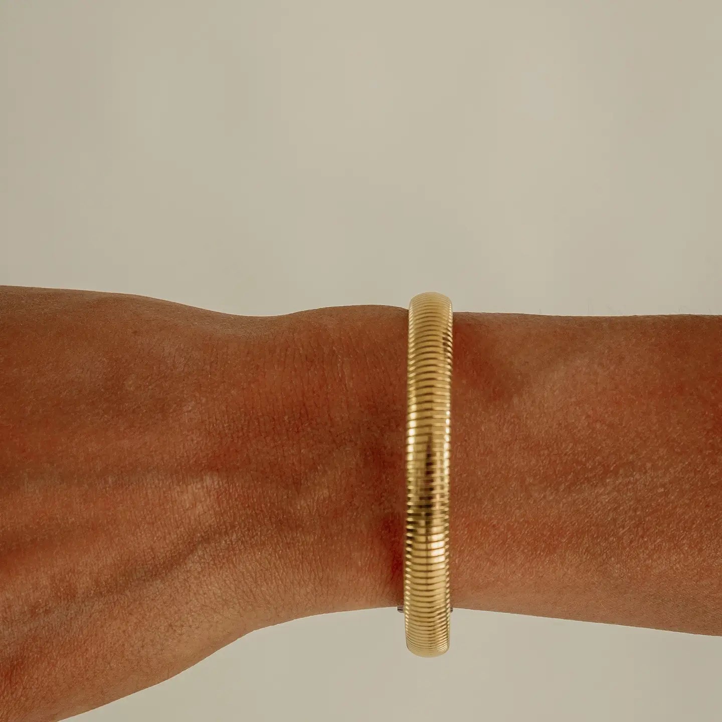 The Ribbed Bangle Small | WATERPROOF JEWELRY