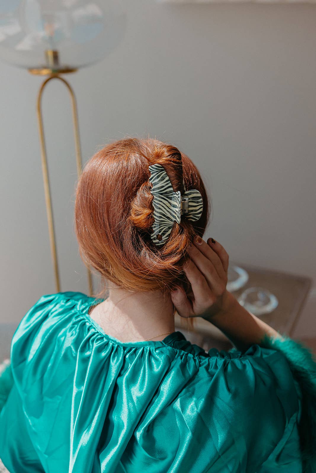 Zebra Girl Claw | KAXI