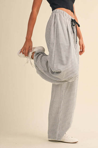 Lauren Checkered Baggy Pants