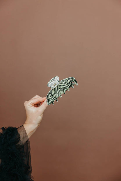 Zebra Girl Claw | KAXI