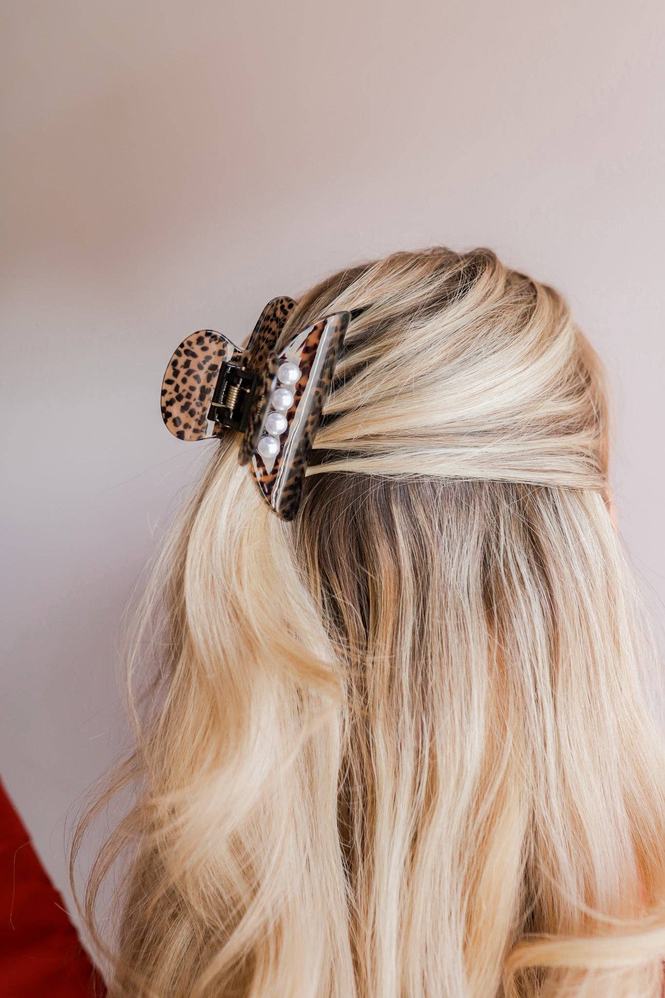 Love Is In The Hair Claw | KAXI