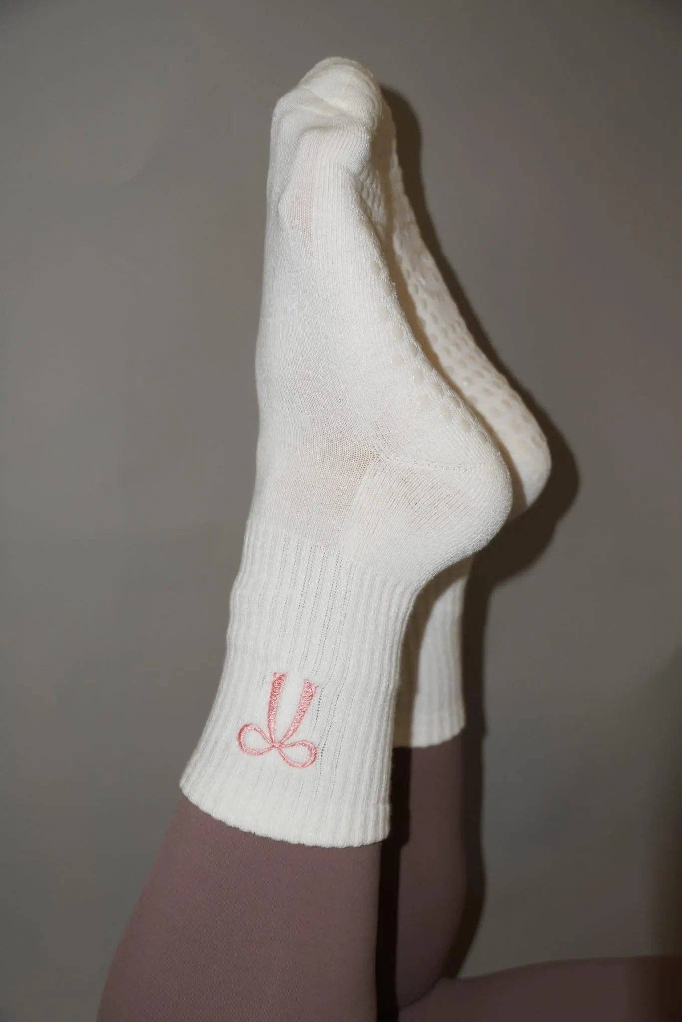 Coquette Bow | Pilates Grip Socks