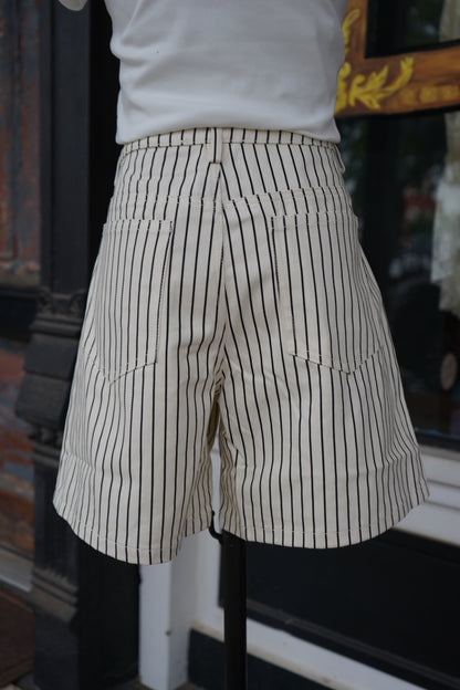 Dani Stripe Boyfriend Shorts