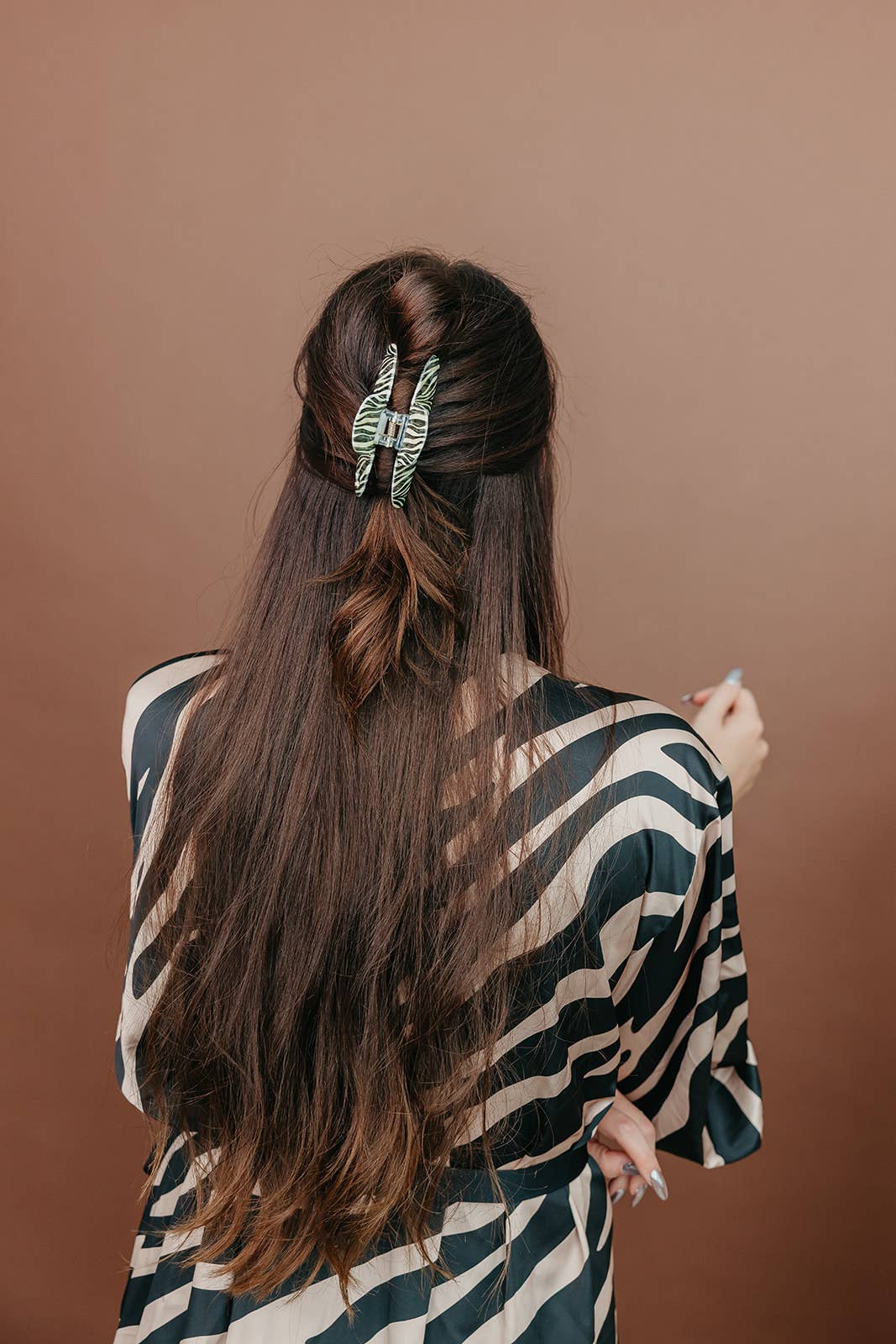 Zebra Girl Claw | KAXI