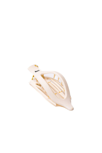 Charmed 2.0 Lay Down Claw | KAXI