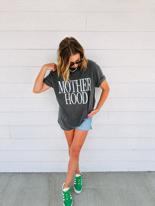 Motherhood Tee | ETTA & EAST