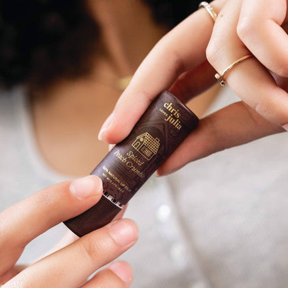 Spiced Peach Crumble | Poppy & Pout