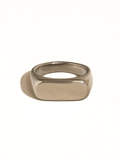 Glayce Classic Signet Ring | Waterproof Jewelry