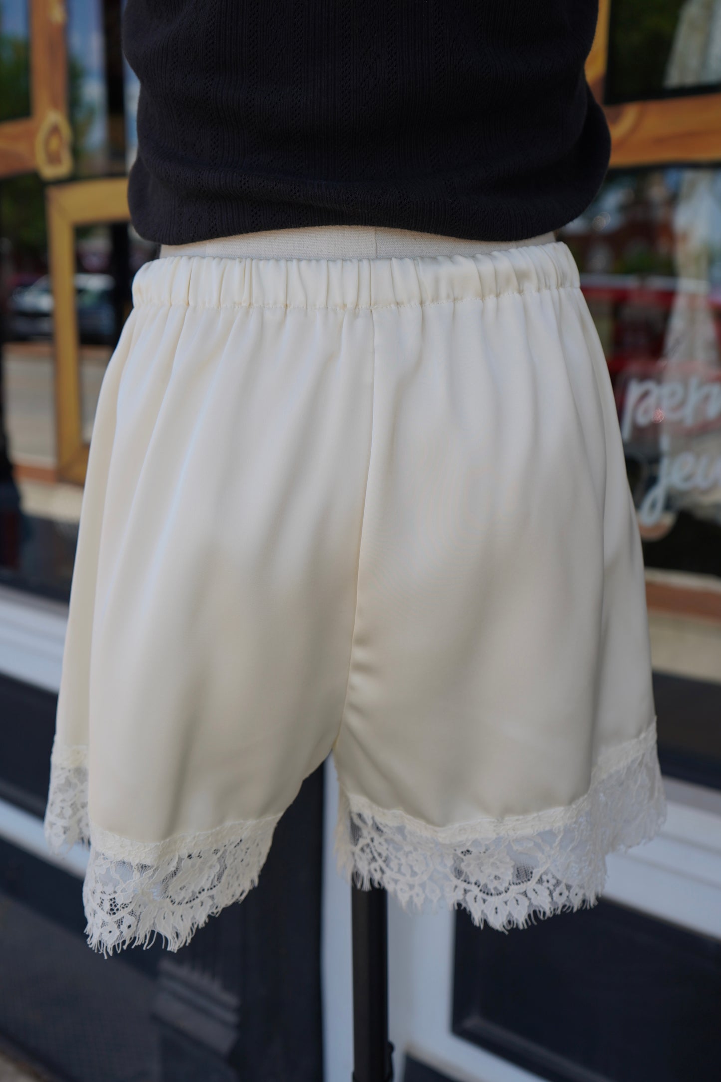 Francis Lace Hem Shorts