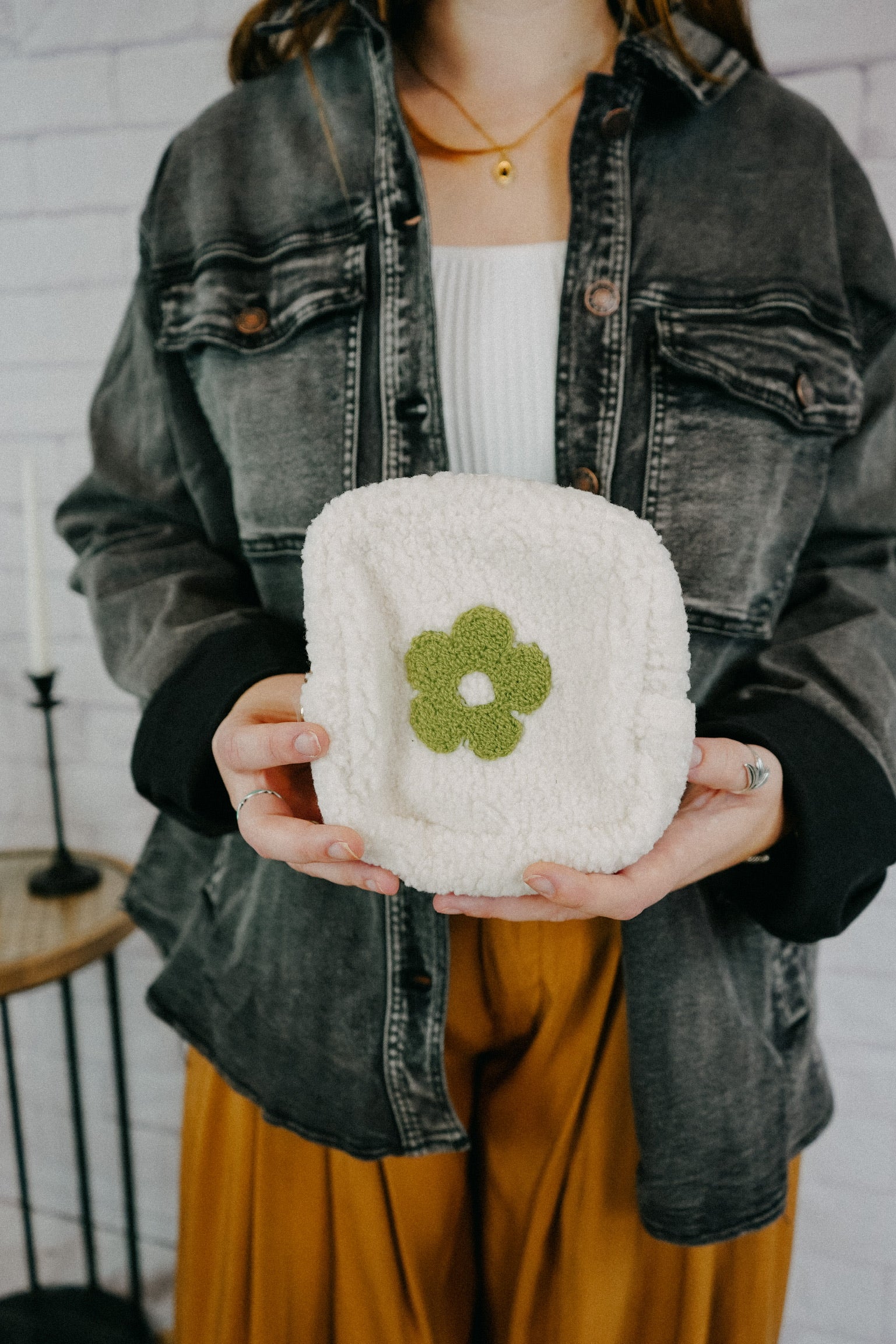 Velvet & Verde Teddy Pouch - Thumbnail 3