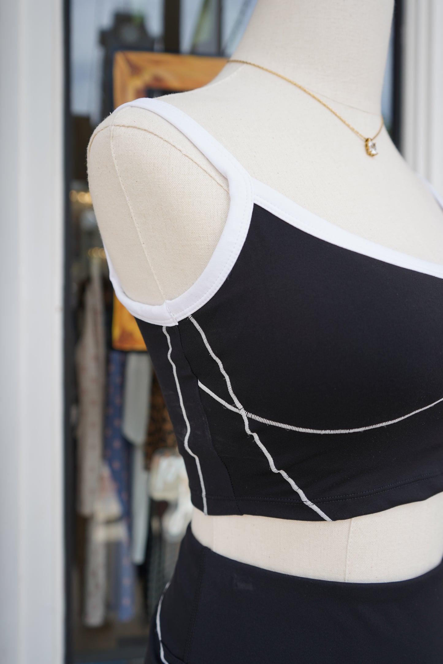 Bri Contrast Contour Top