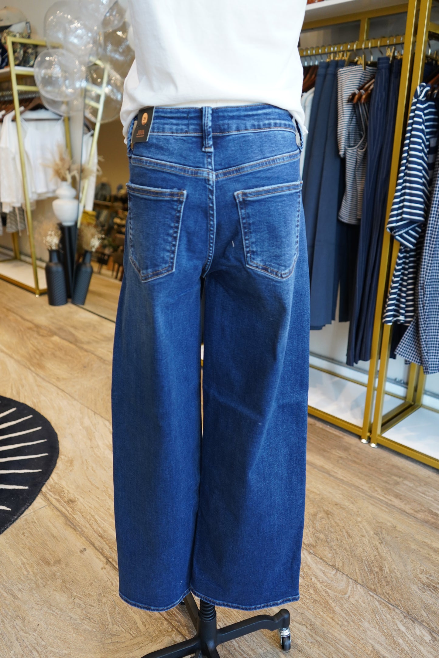 Carli High Rise Vintage Straight