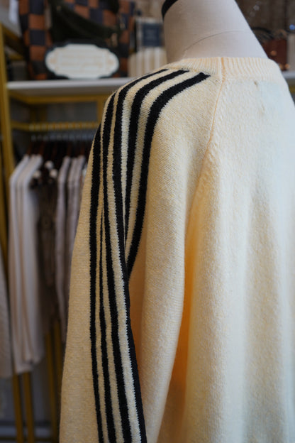 Aemi Striped 3/4 Sleeve Sweater