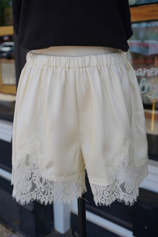 Francis Lace Hem Shorts