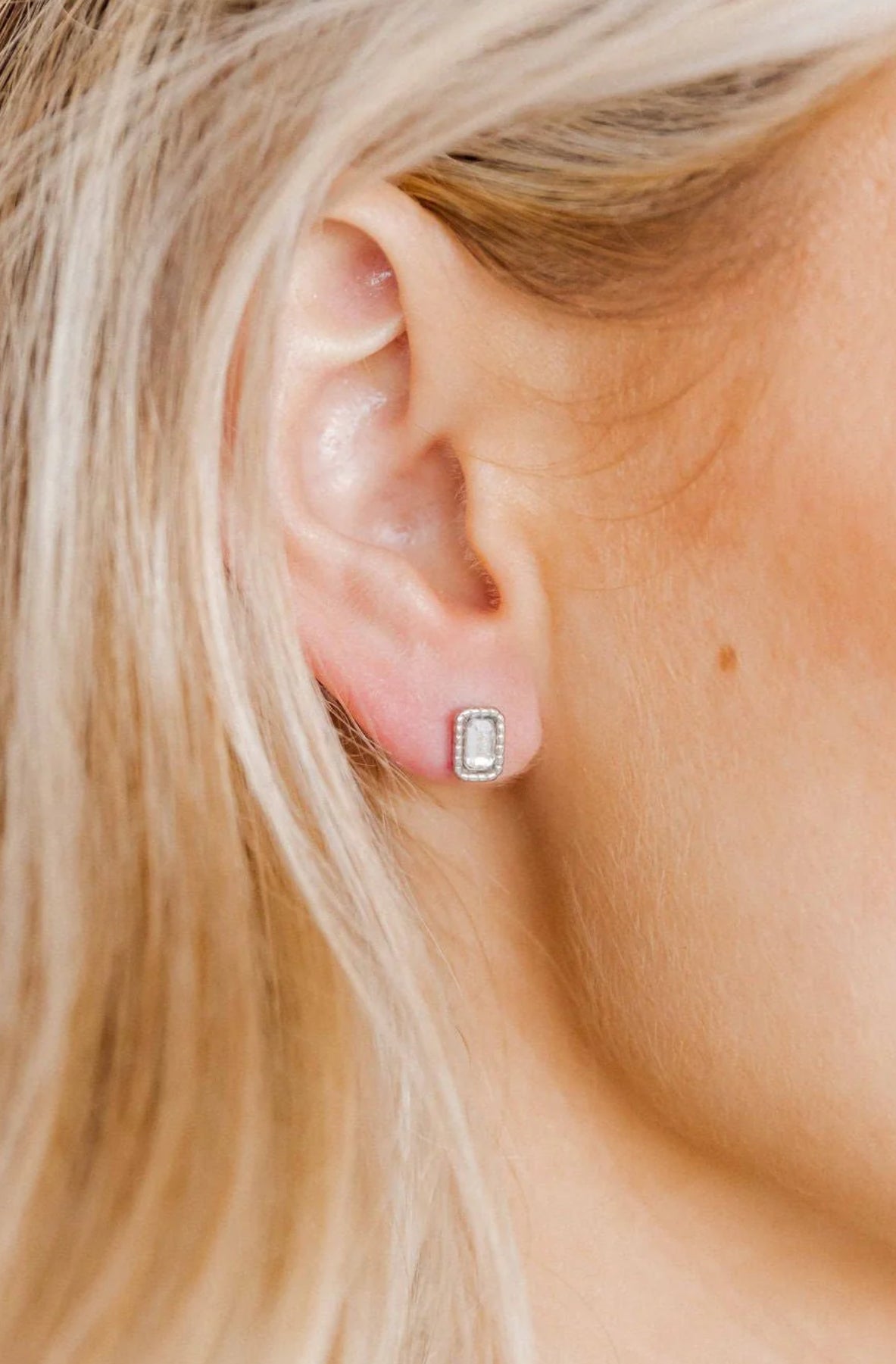 Linny Flatback Nap Studs | BEST SELLER