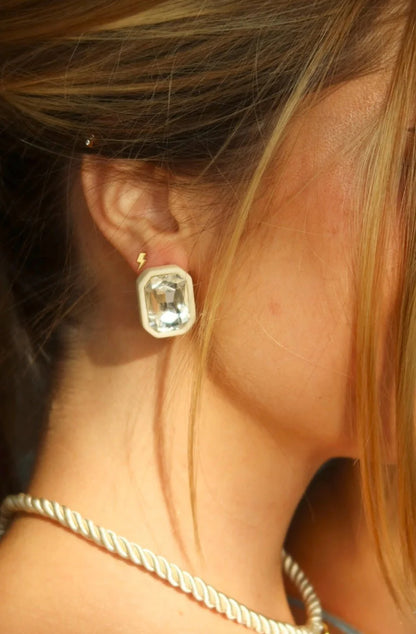 Linny Flatback Nap Studs | BEST SELLER