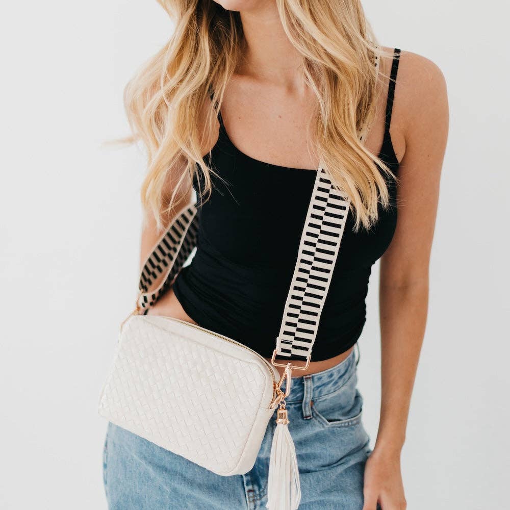 Woven Willow Crossbody | PRETTY SIMPLE