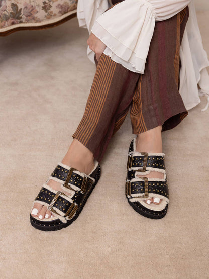 The Gaylen | Black Studded Buckle Fleece-Lined Slide