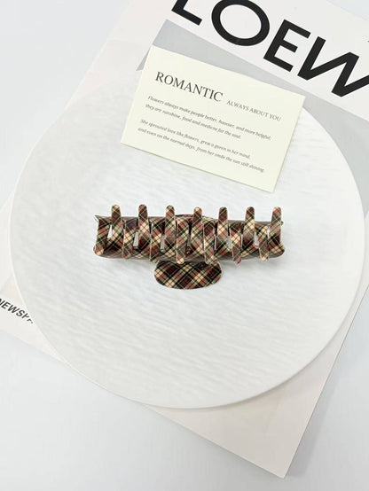 Vintage Plaid Pattern Claw Clip