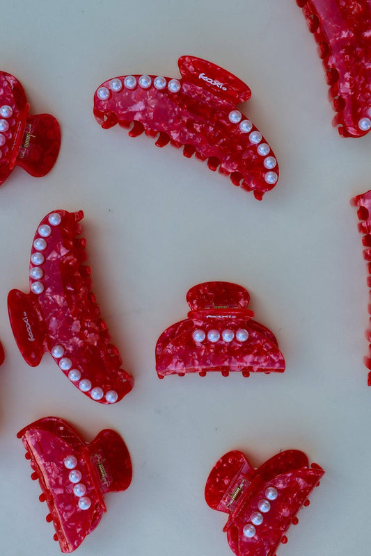 Holiday Pearl Claw | KAXI