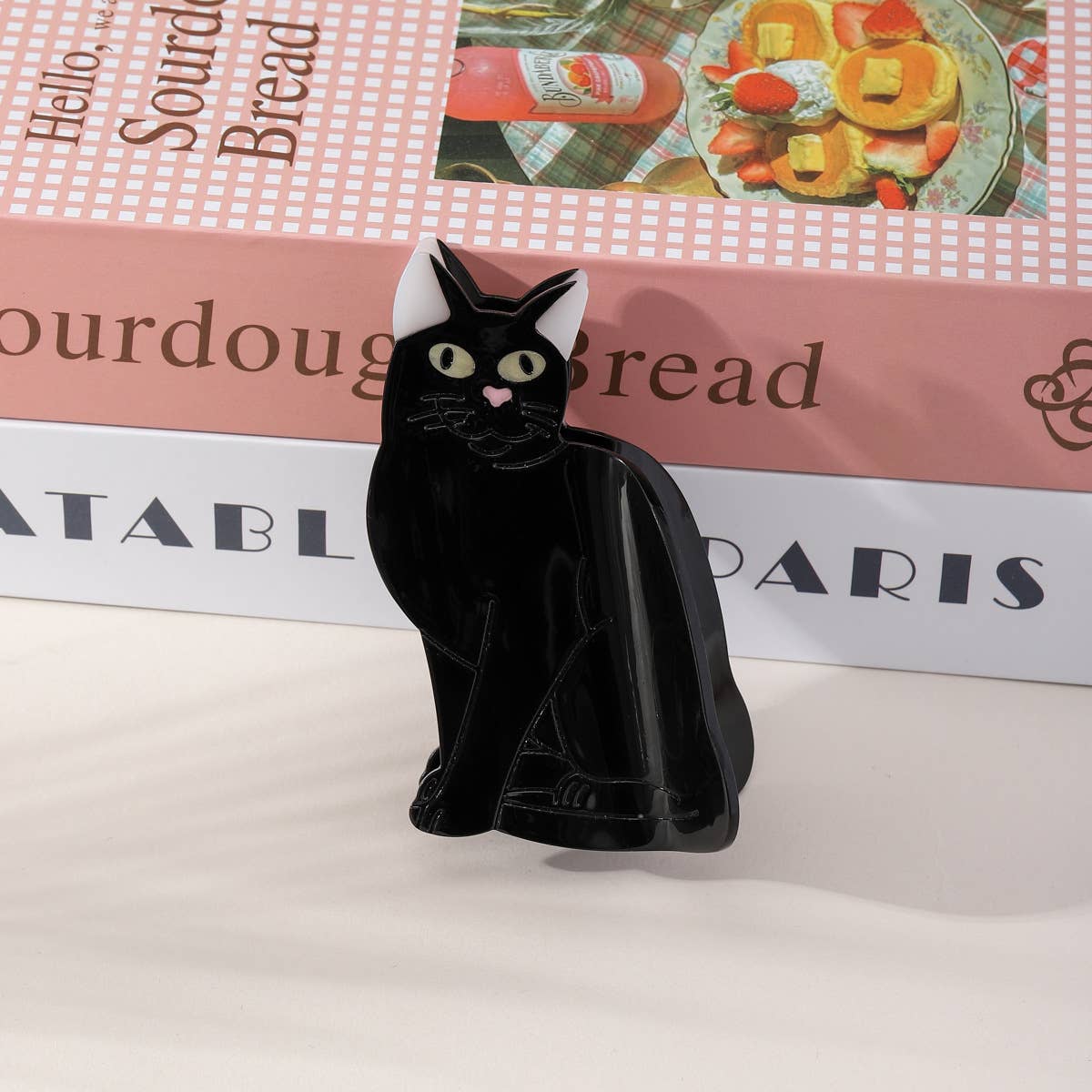 Salem Black Cat Hair Clip