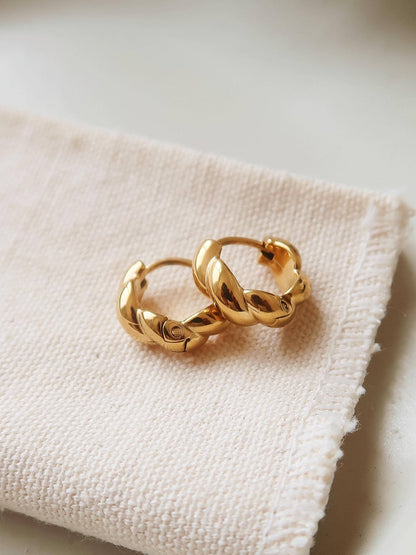 Brea Twisted Hoop Earrings | Waterproof Jewelry
