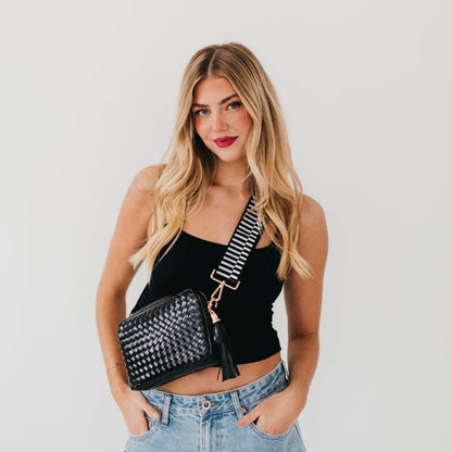 Woven Willow Crossbody | PRETTY SIMPLE
