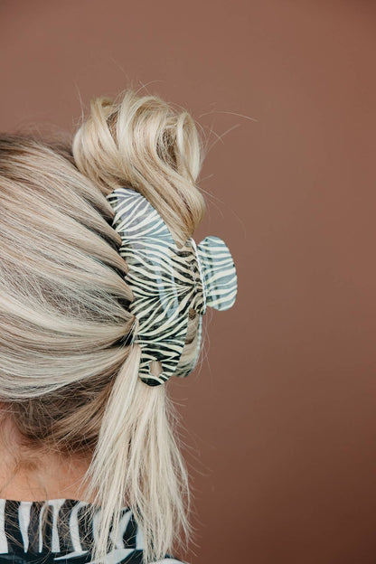 Zebra Girl Claw | KAXI