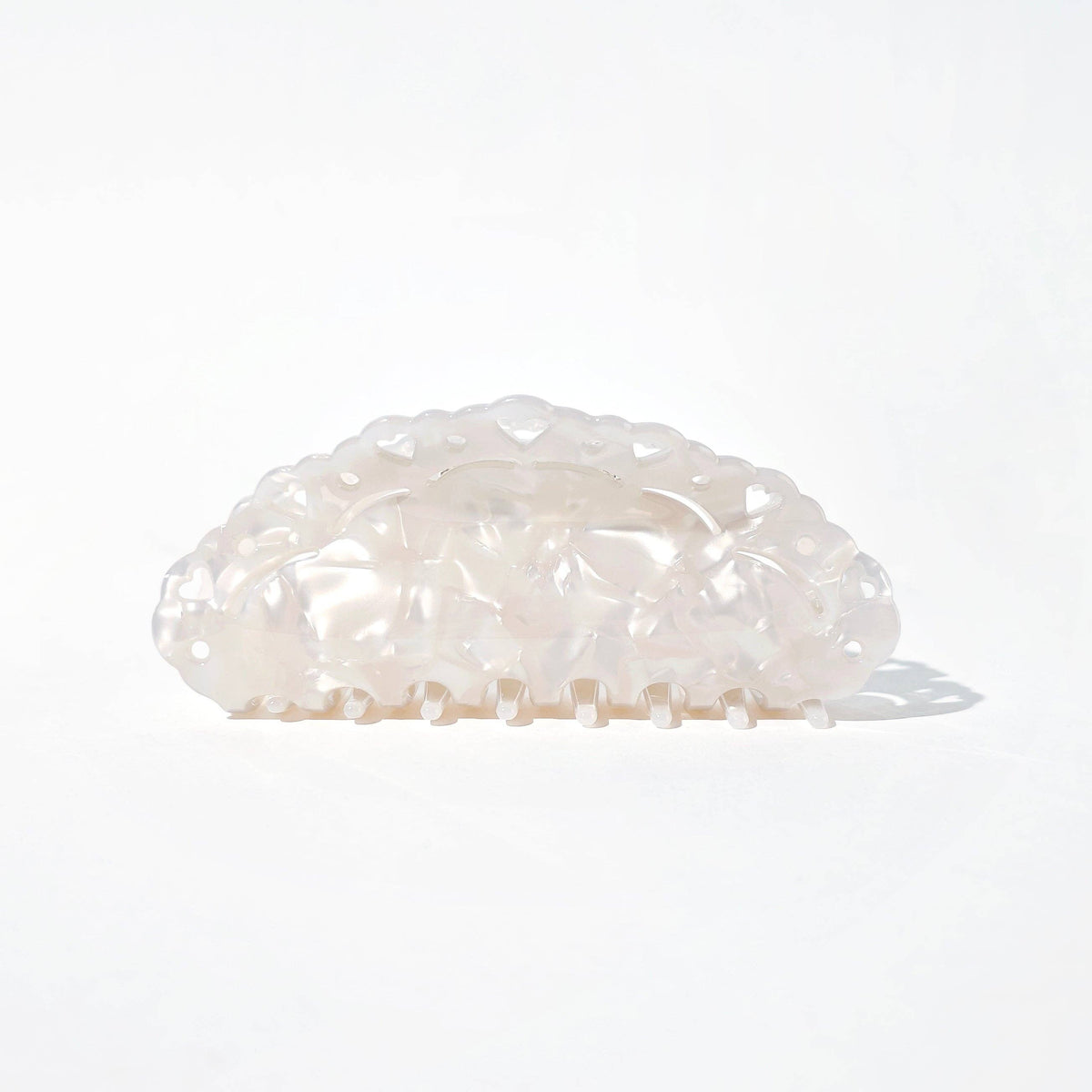 Lace Claw