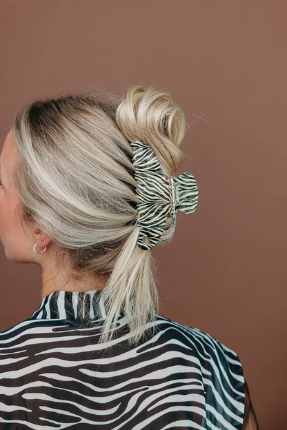 Zebra Girl Claw | KAXI