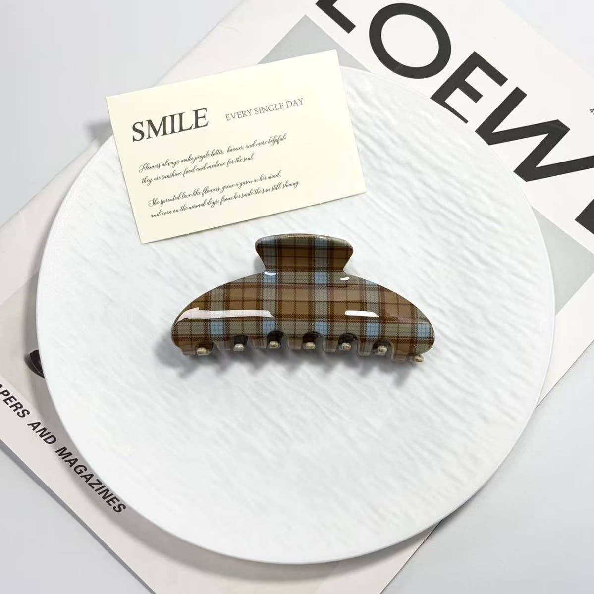 Presley Tartan Claw Clip